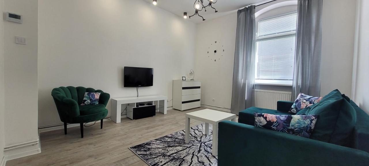 Apartament Citystation Daire Wałbrzych Dış mekan fotoğraf